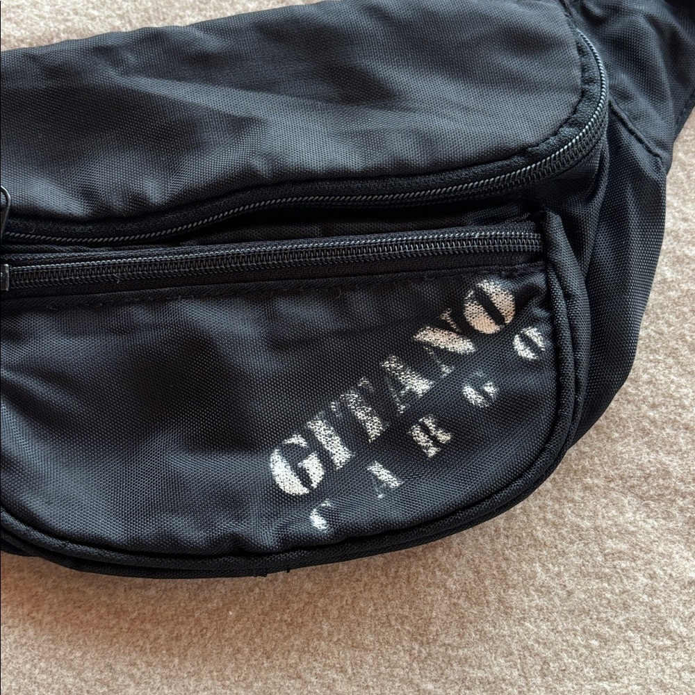 Vintage 80’s Gitano Fanny Pack - Picture 2 of 8